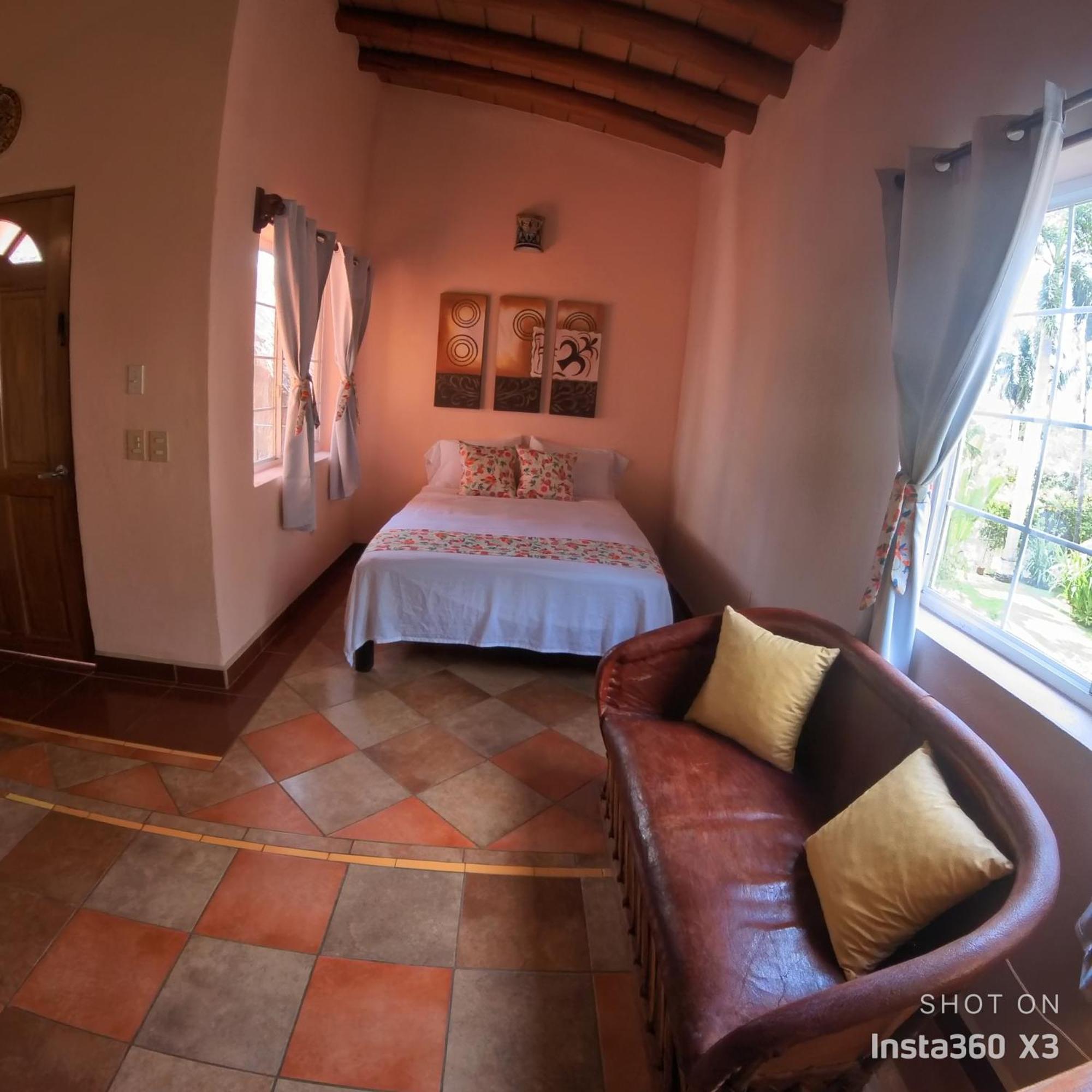 Casa Virgilios B&B Nuevo Vallarta Room photo