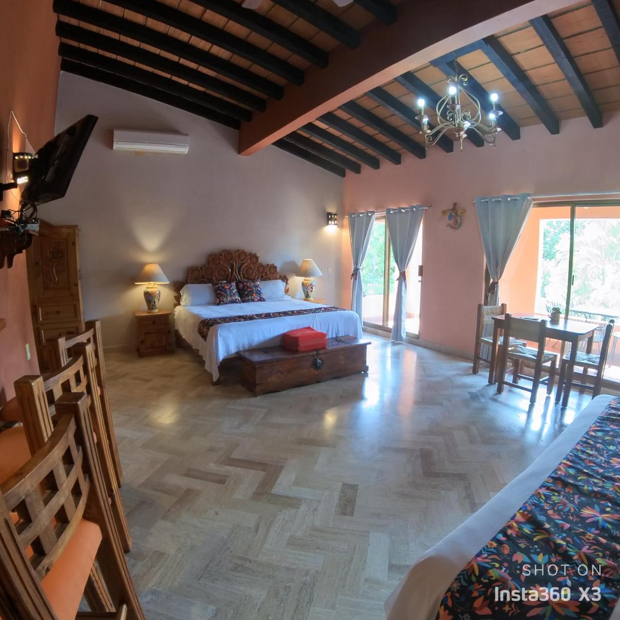 Casa Virgilios B&B Nuevo Vallarta Room photo