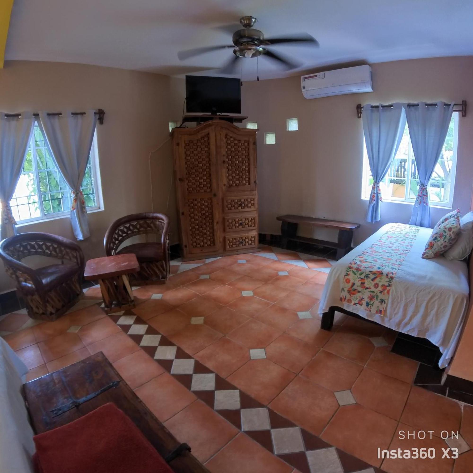 Casa Virgilios B&B Nuevo Vallarta Room photo