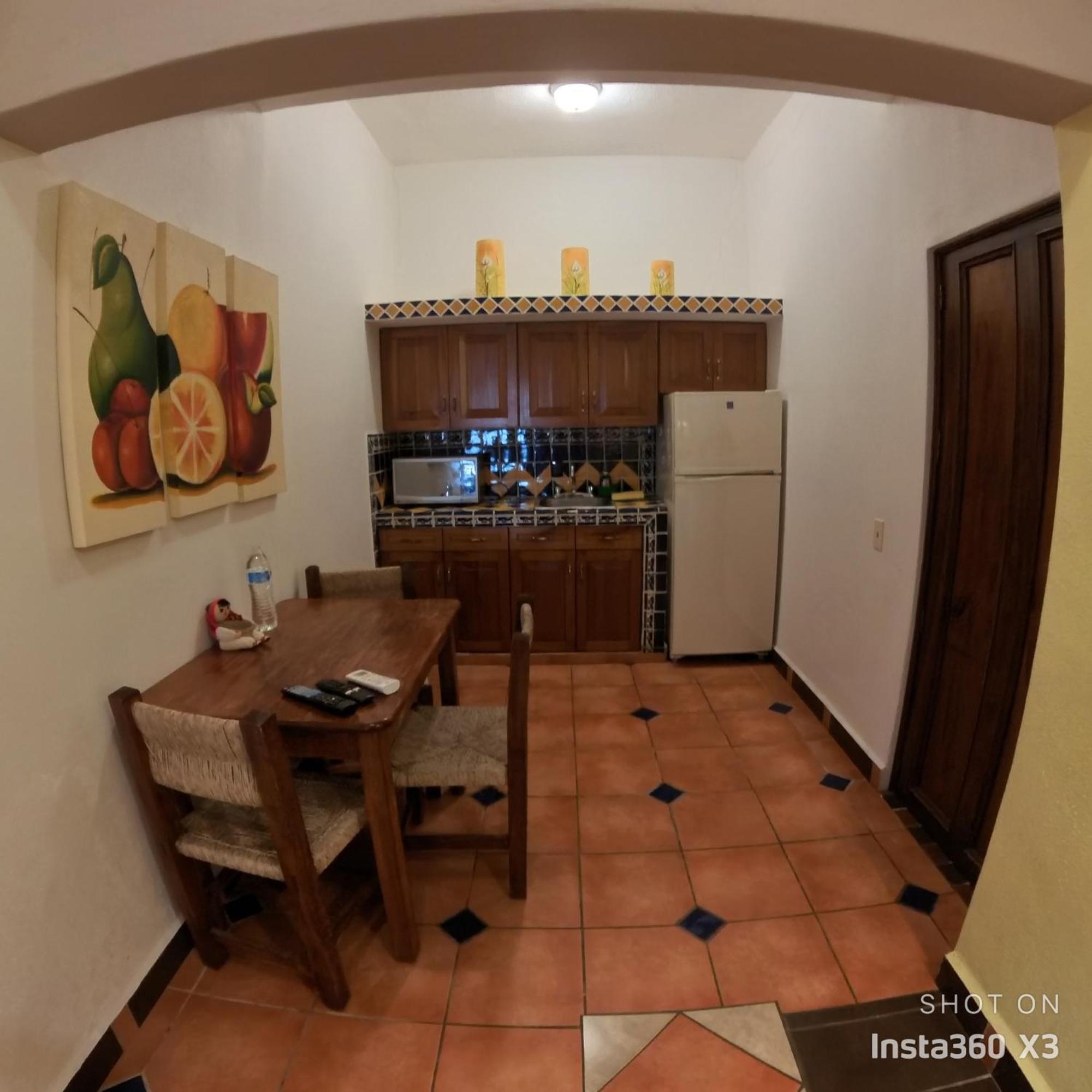 Casa Virgilios B&B Nuevo Vallarta Room photo