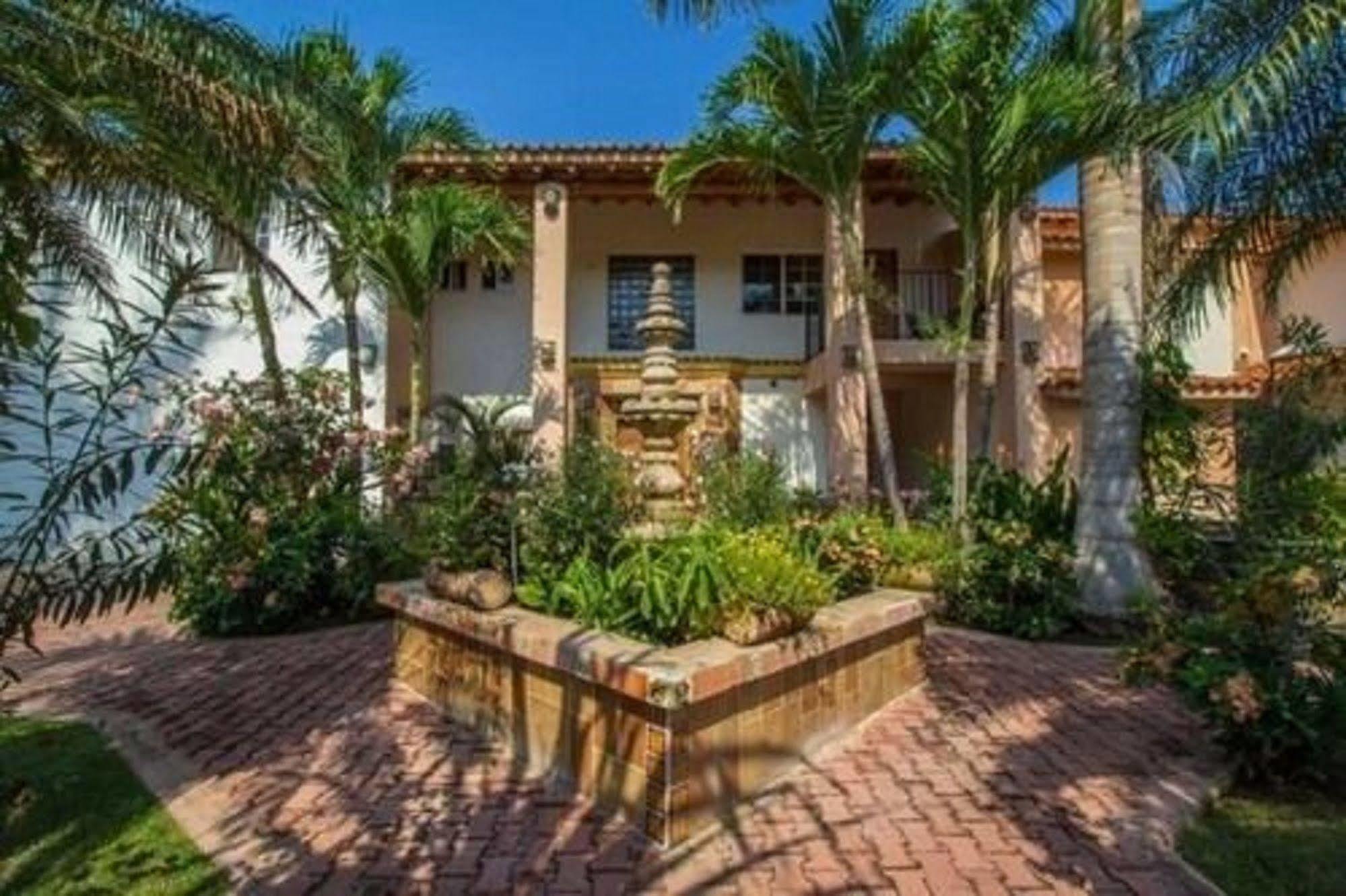 Casa Virgilios B&B Nuevo Vallarta Exterior photo
